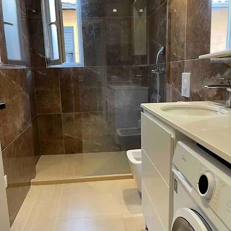 Shomez * ティラナ